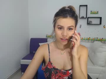 Sofia Dolgovyaz gets her sweet first time orgasm